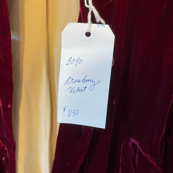 Alease Fisher Red Velvet Size 12 Blazer - Picture 13 of 16